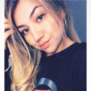 Meet your Posher, Lindsey